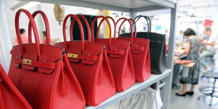  Tips for Buying Vintage Designer Bags From an Herm&egrave;s Specialist